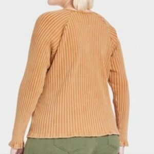 ❤️10/$40 New Knox rose top